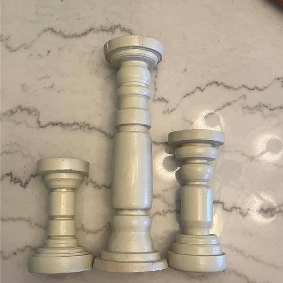 Chic Trio of Wooden Turned Cream Candle Holders - Picture 1 of 5